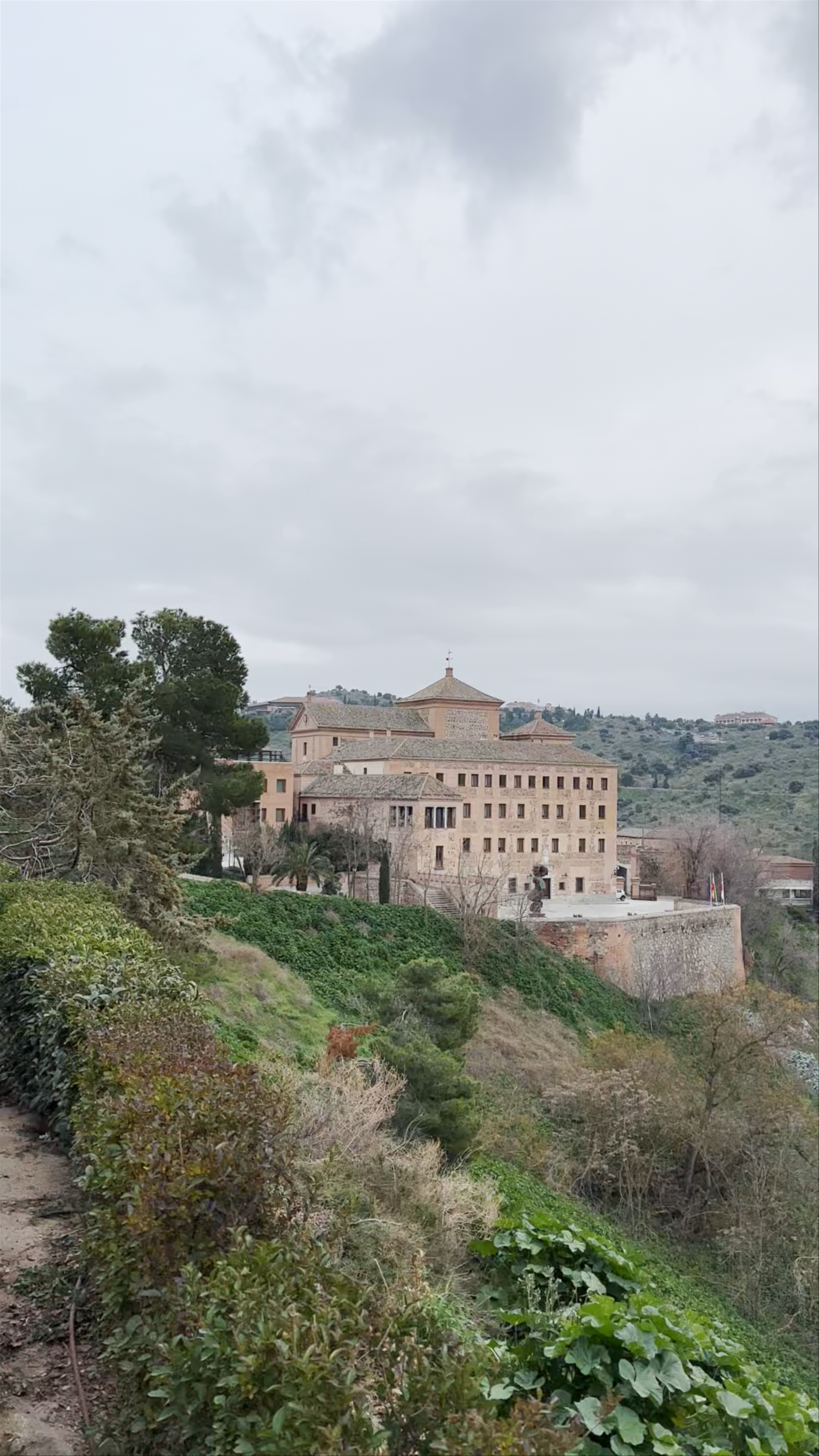 Mirador acceso Roca Tarpeya