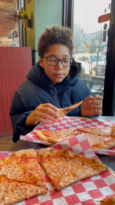 No Fork - Love this place - Pizza Near Me - Bronx, New York