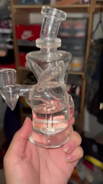 Preview pic of Chubbs glass tornado recycler