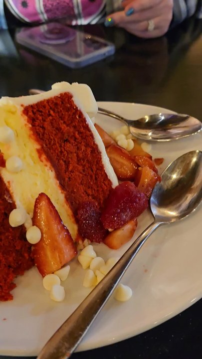 Pond  - Red Velvet Cheese cake - New American Near Me - Warner Robins, Georgia