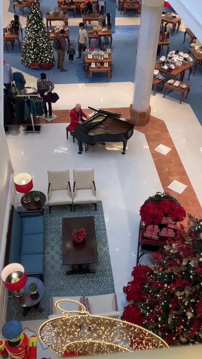 Von Maur - Live concert in the store, every time I went. Hope to seat by the couch to enjoy it for longer time next time:). - Department Stores Near Me - Roseville, Minnesota