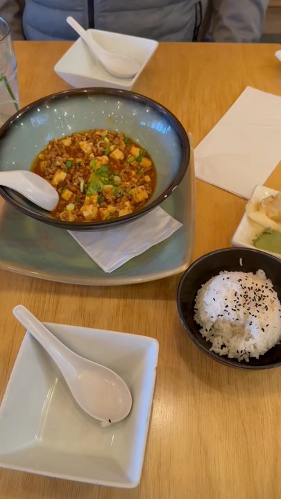 Sushi House - Sushi Bars Near Me - Leawood, Kansas