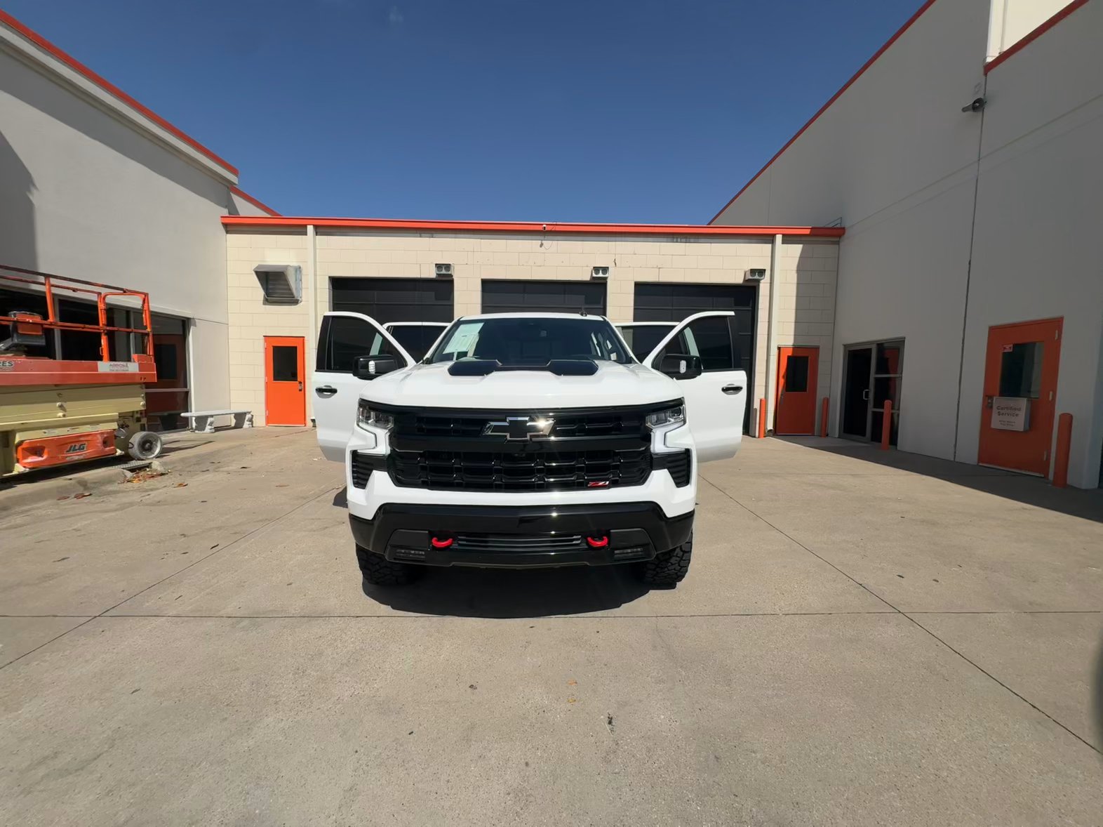 Lifted Trucks - #TX11076 - 2022 Chevrolet Silverado 1500 LT Trail Boss Crew Cab