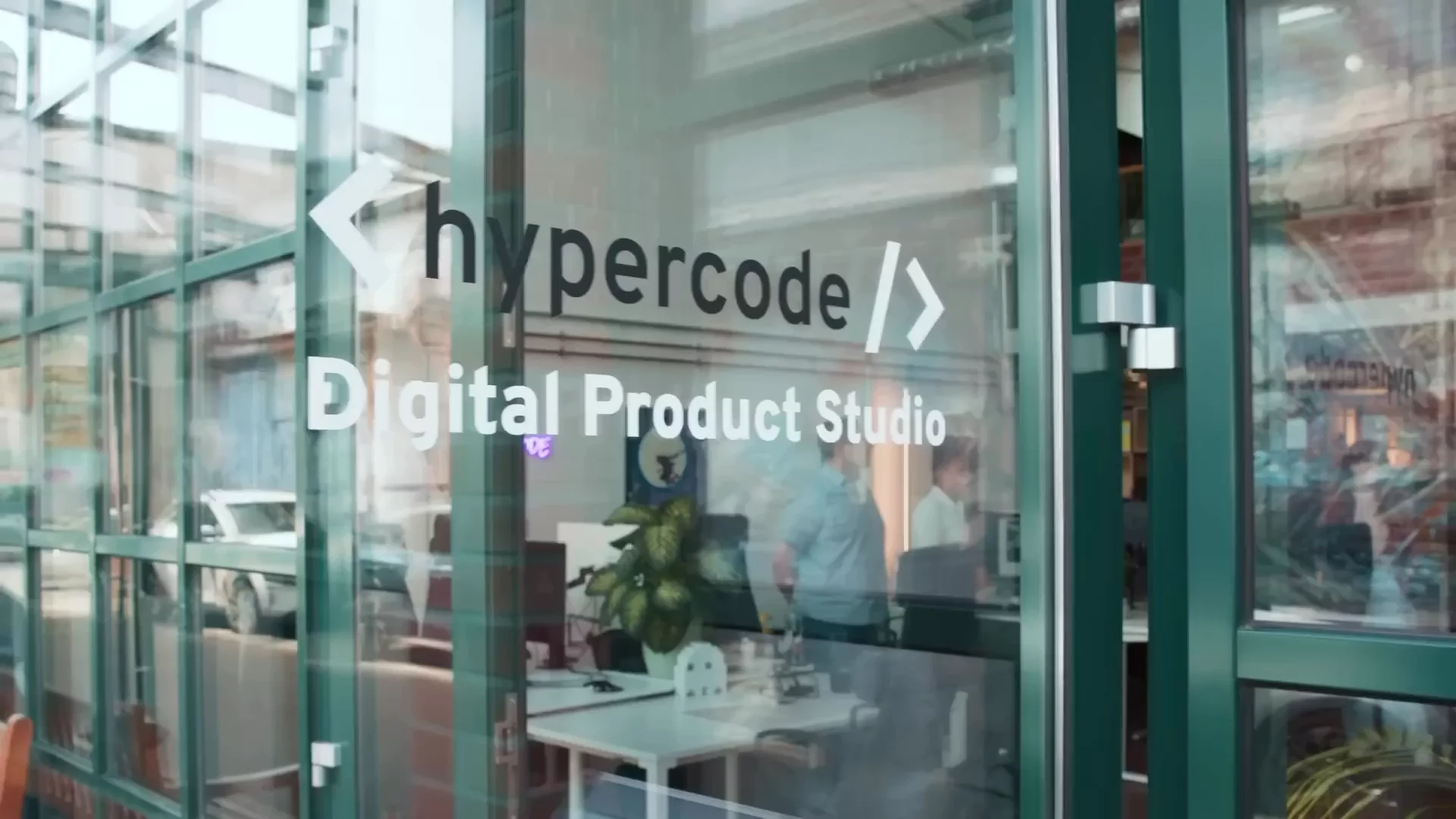 Bild zum Blogpost "Hypercode × awork: Wie erfolgreiche Kundenprojekte gelingen" | Hypercode, Digital Product Studio, Köln