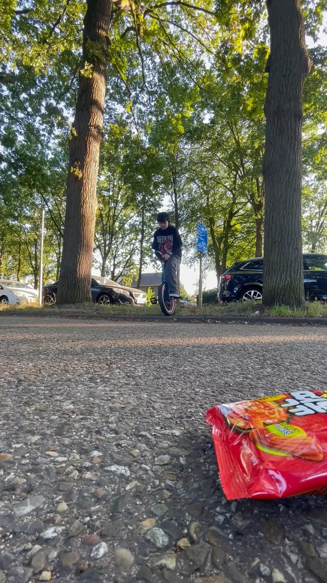 riu submission: Stroll Combo