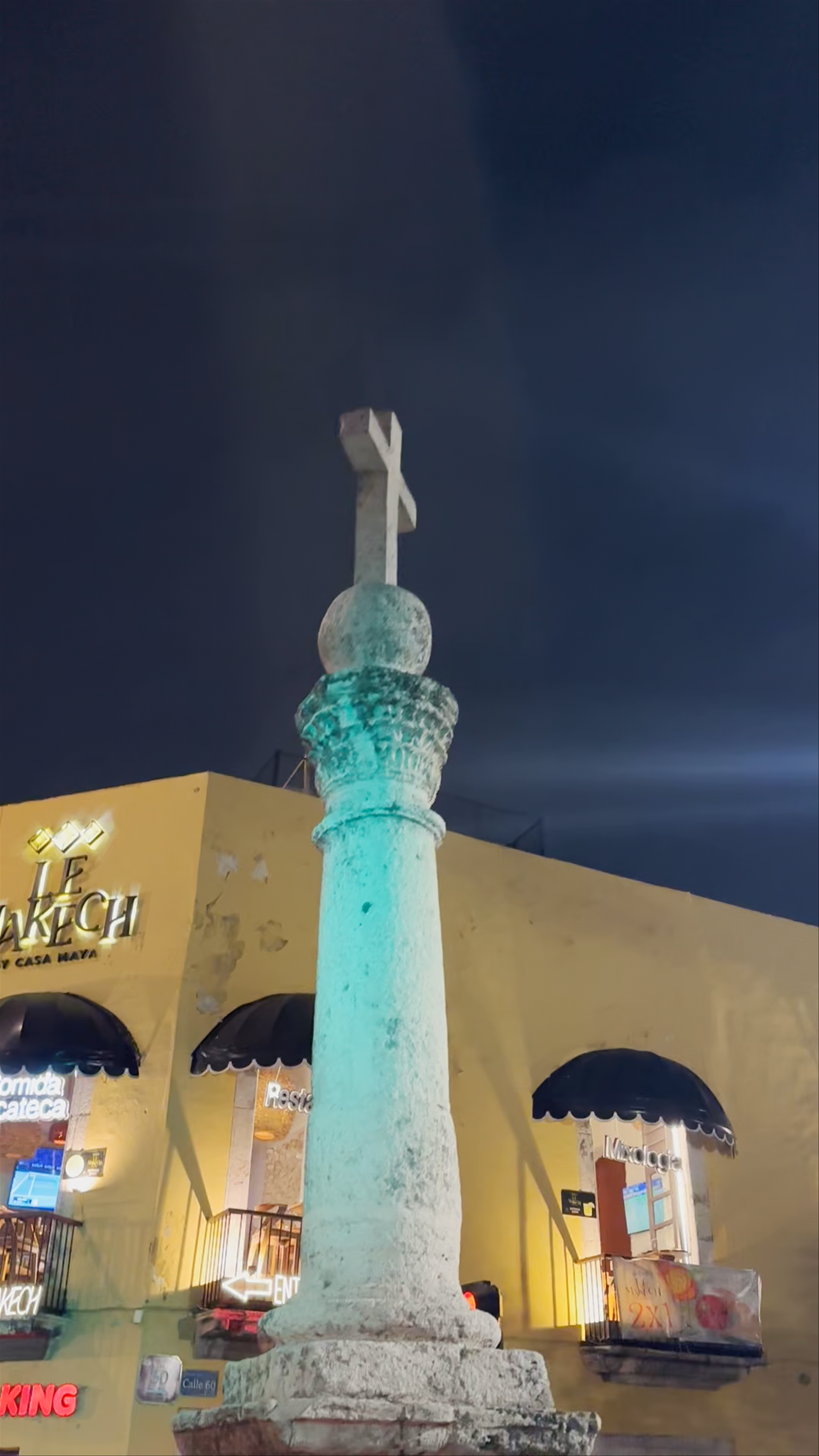 Parque Hidalgo. "U K'íiwik Hidalgo"