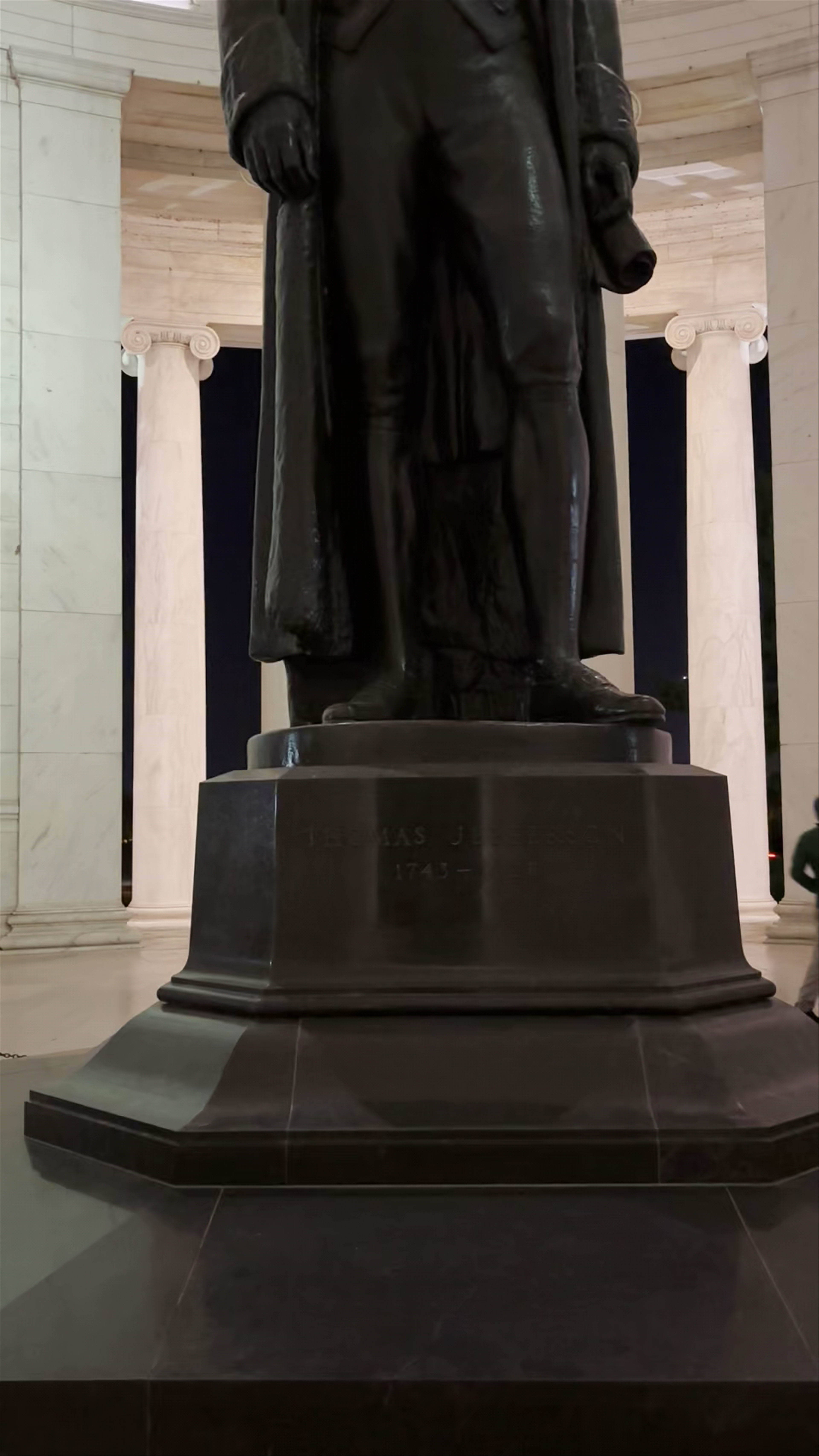 Jefferson Memorial at Night: Majestic Tribute in Washington, DC