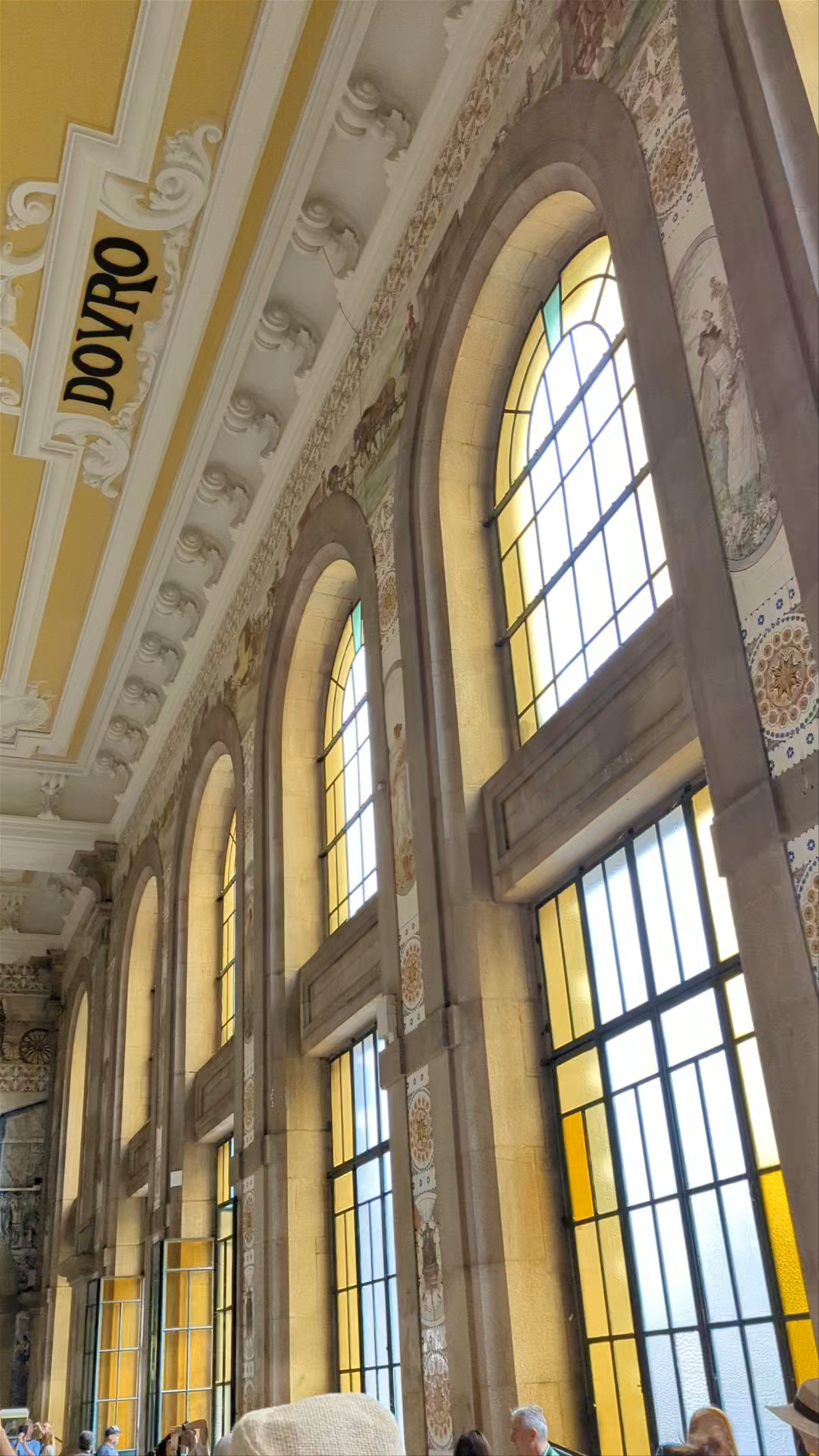 Sao Bento station