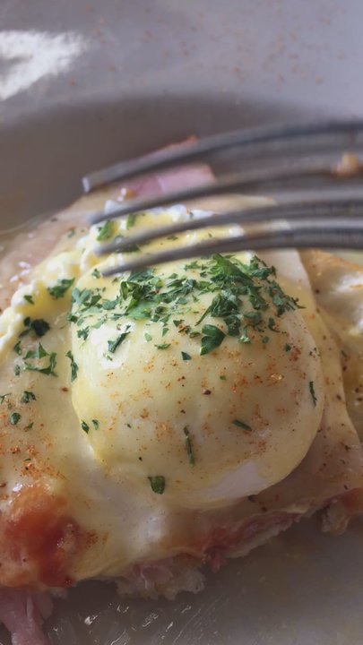 Sunset Grill - Benedict - American Near Me - Fredericksburg, Texas