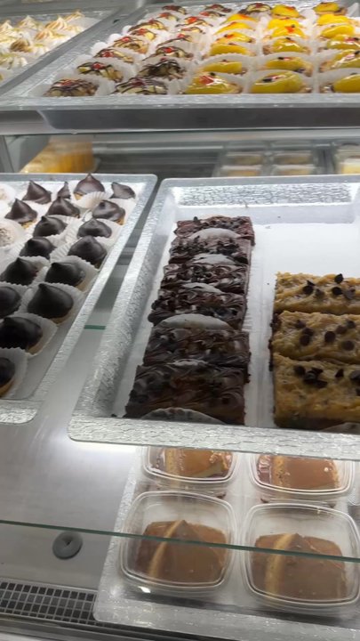 Roc's Café - All the yummy treats, so hard to choose.  Great place. - Bakeries Near Me - Elizabeth, New Jersey