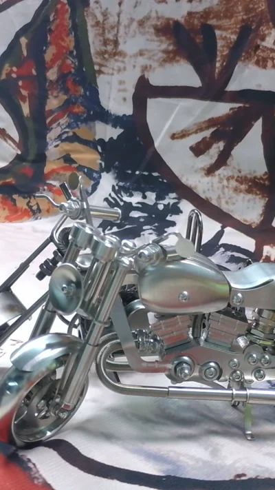 Motorcycle Model - Diecast & Vehicles image 1