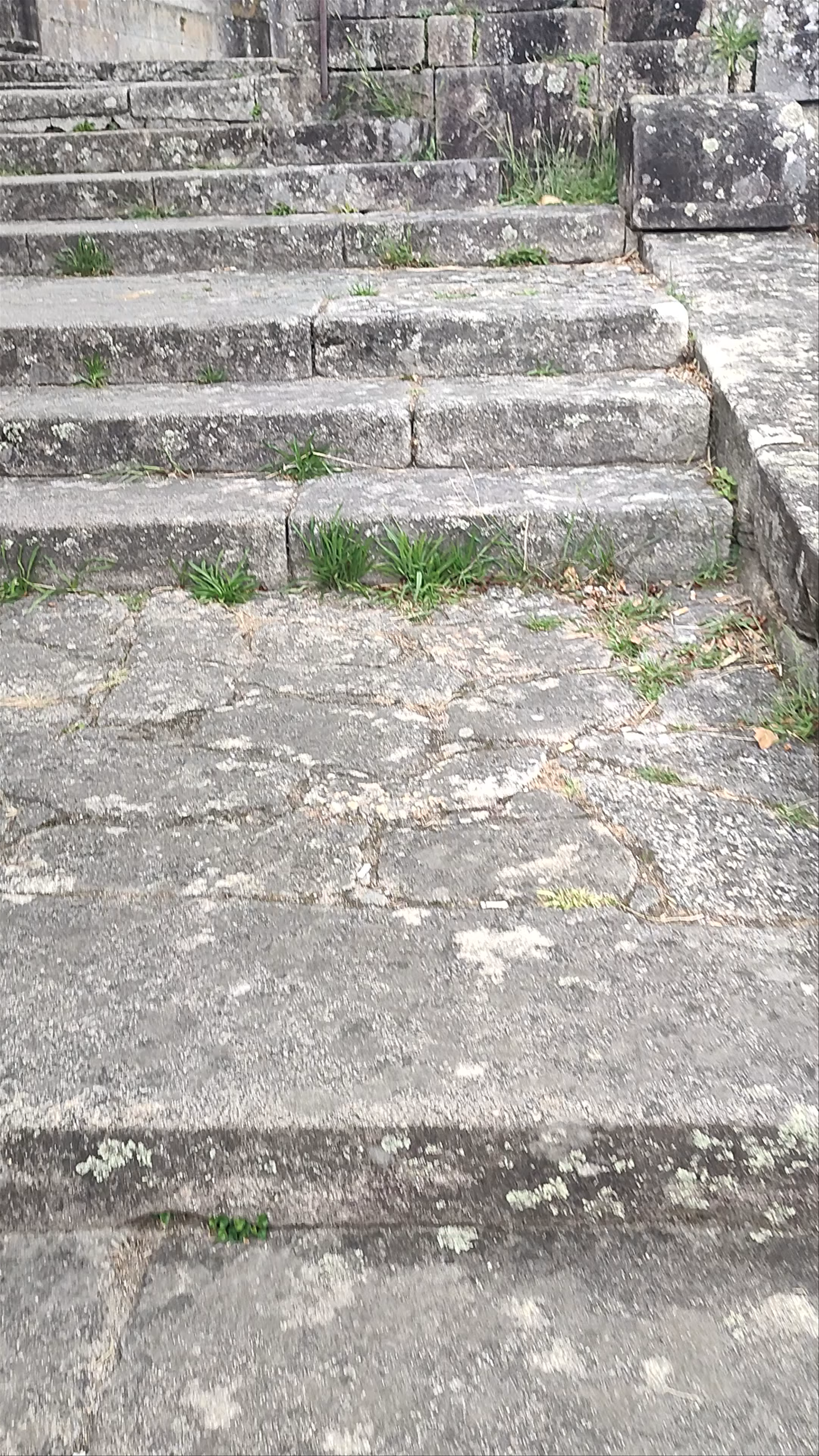 Convento del Carmen, Padrón: Timeless Stone Steps and Historic Grandeur