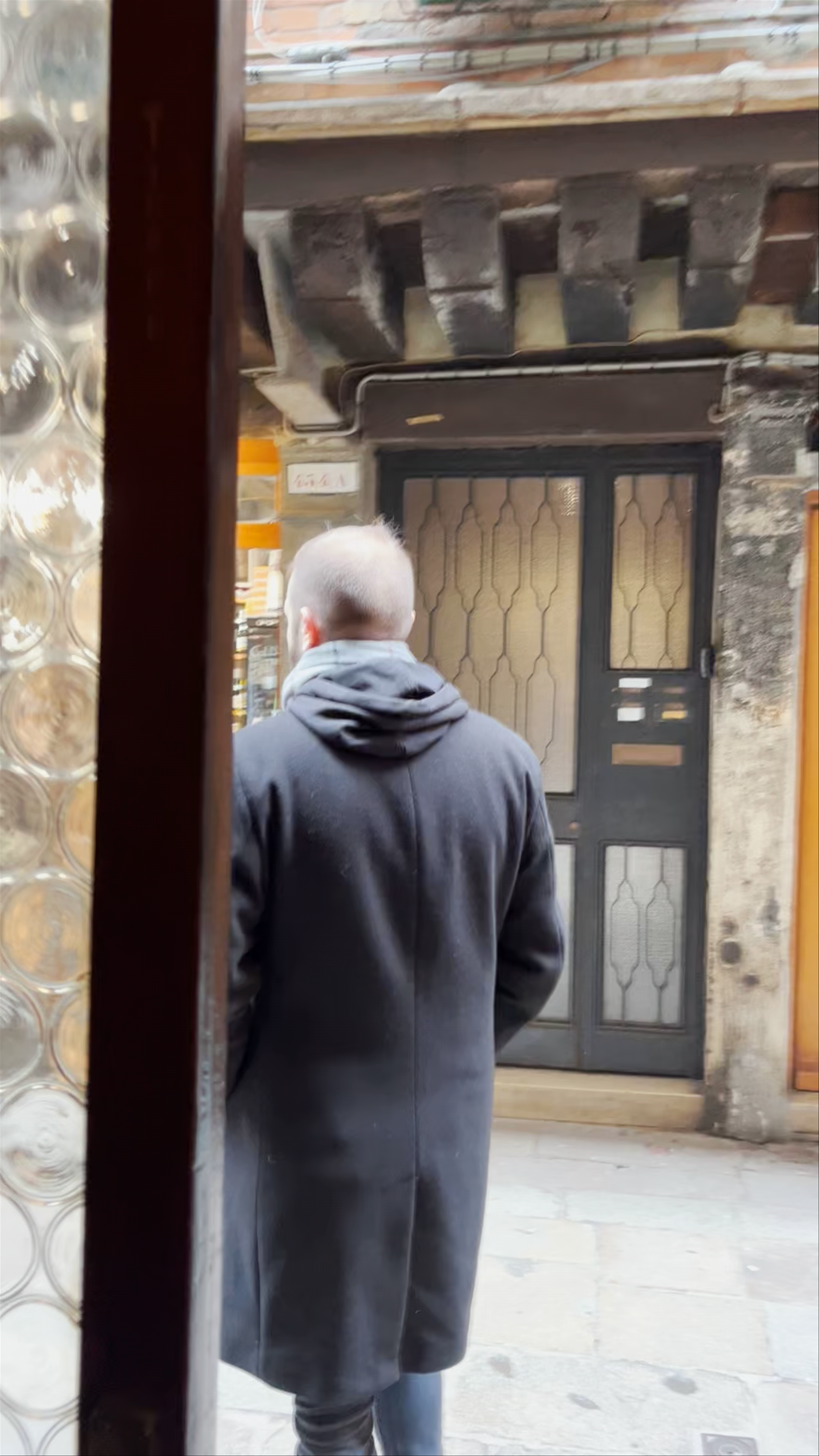 Cantina Do Mori: Vibrant Venetian Alley Experience
