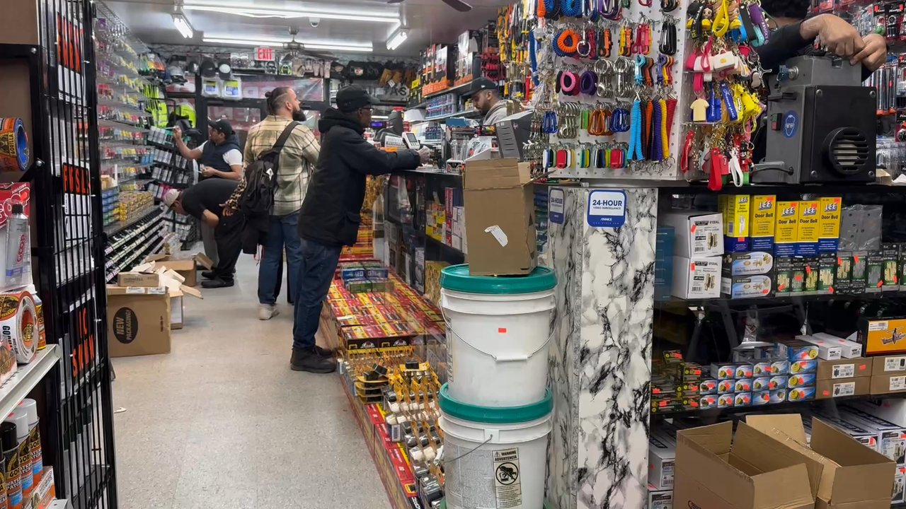 778 Nostrand Hardware - Excellent customer service - Hardware Stores Near Me - Brooklyn, New York