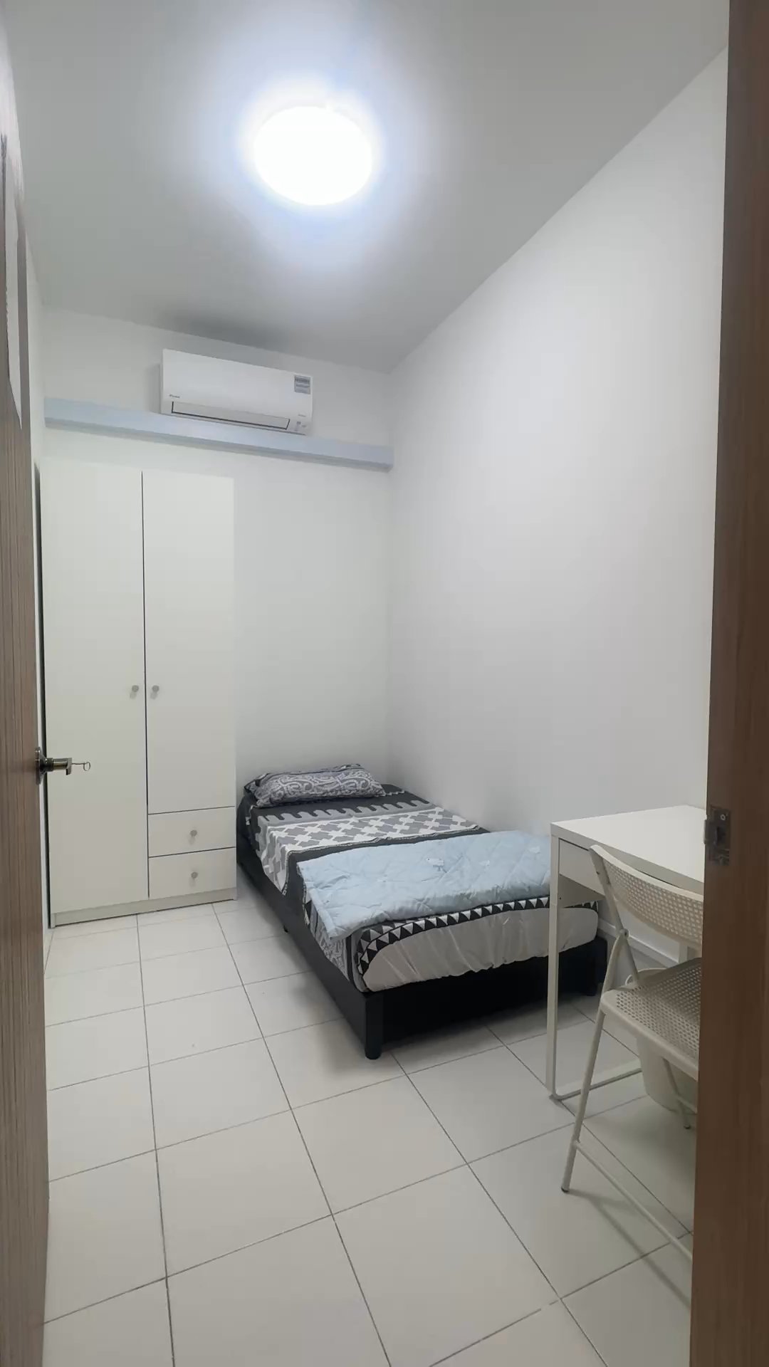 undefined of 75 sqft (room) Condo for Rent in Fernwood Towers - Project Photos 16