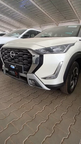 نيسان ماغنايت S 2025