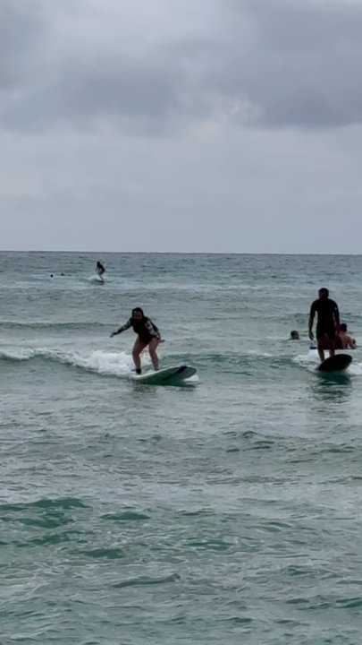 LB Surf - Surfing in Waikiki - Surf Schools Near Me