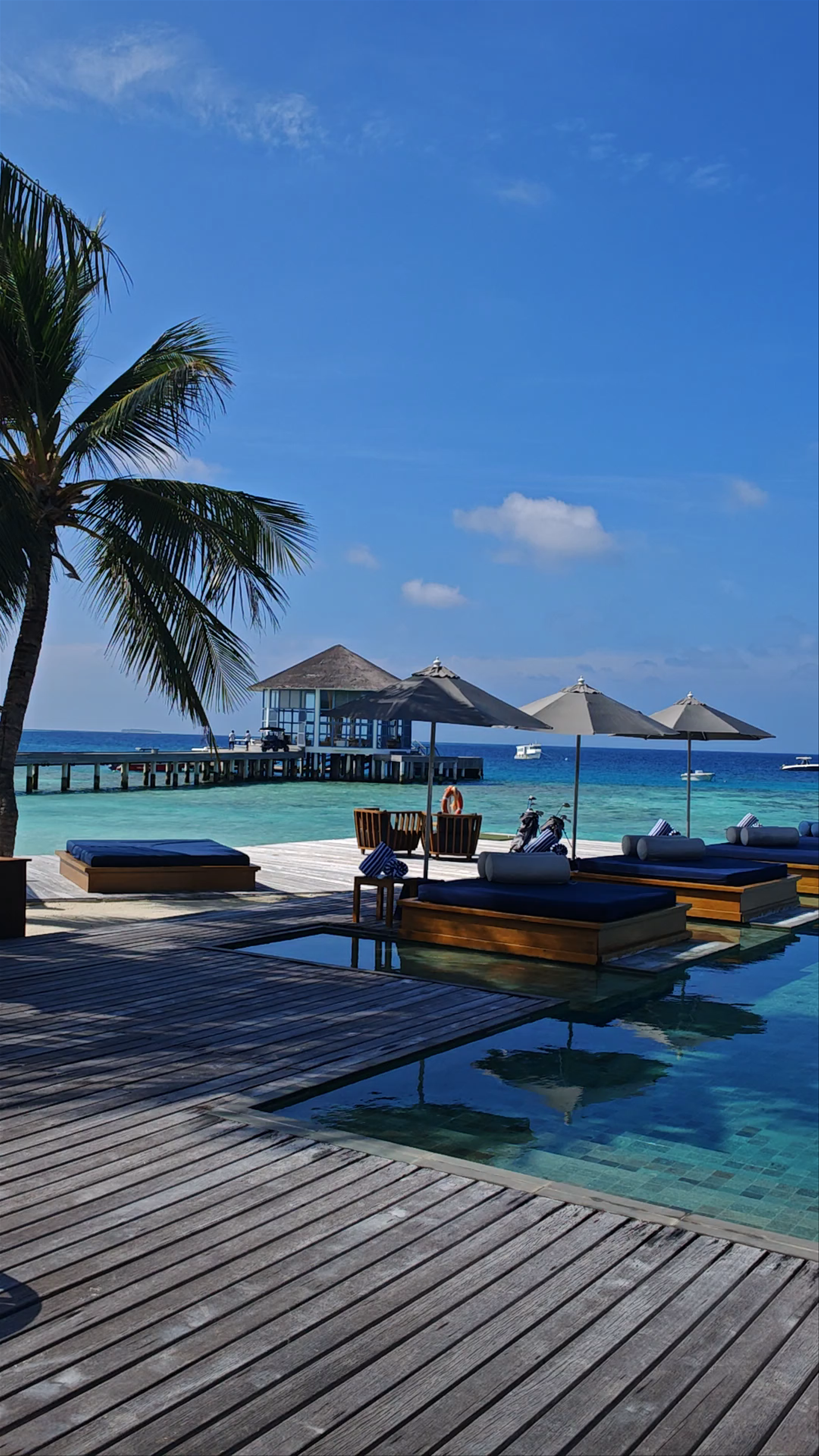 Raffles Maldives Meradhoo Resort