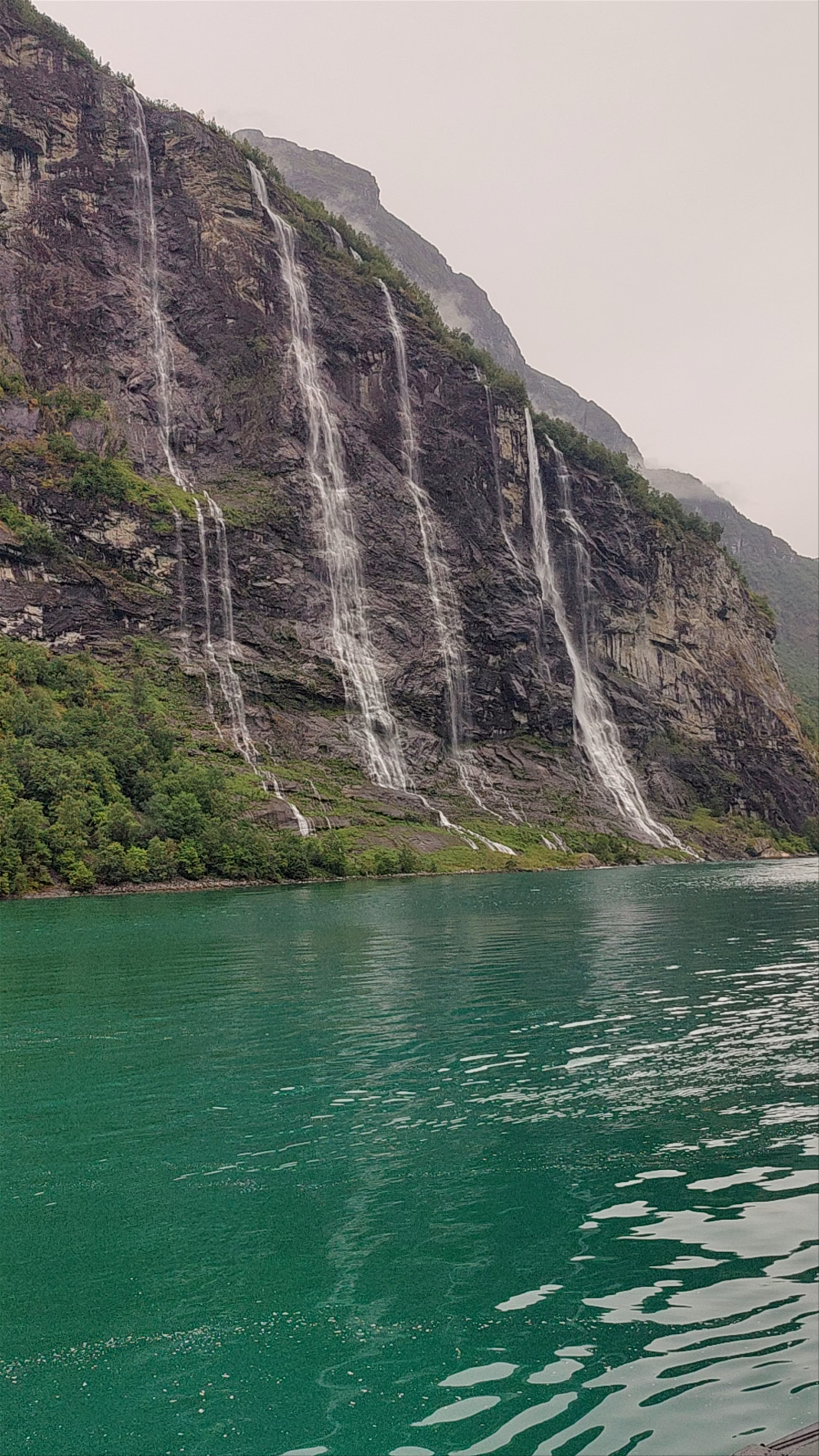 Seven Sisters Waterfall