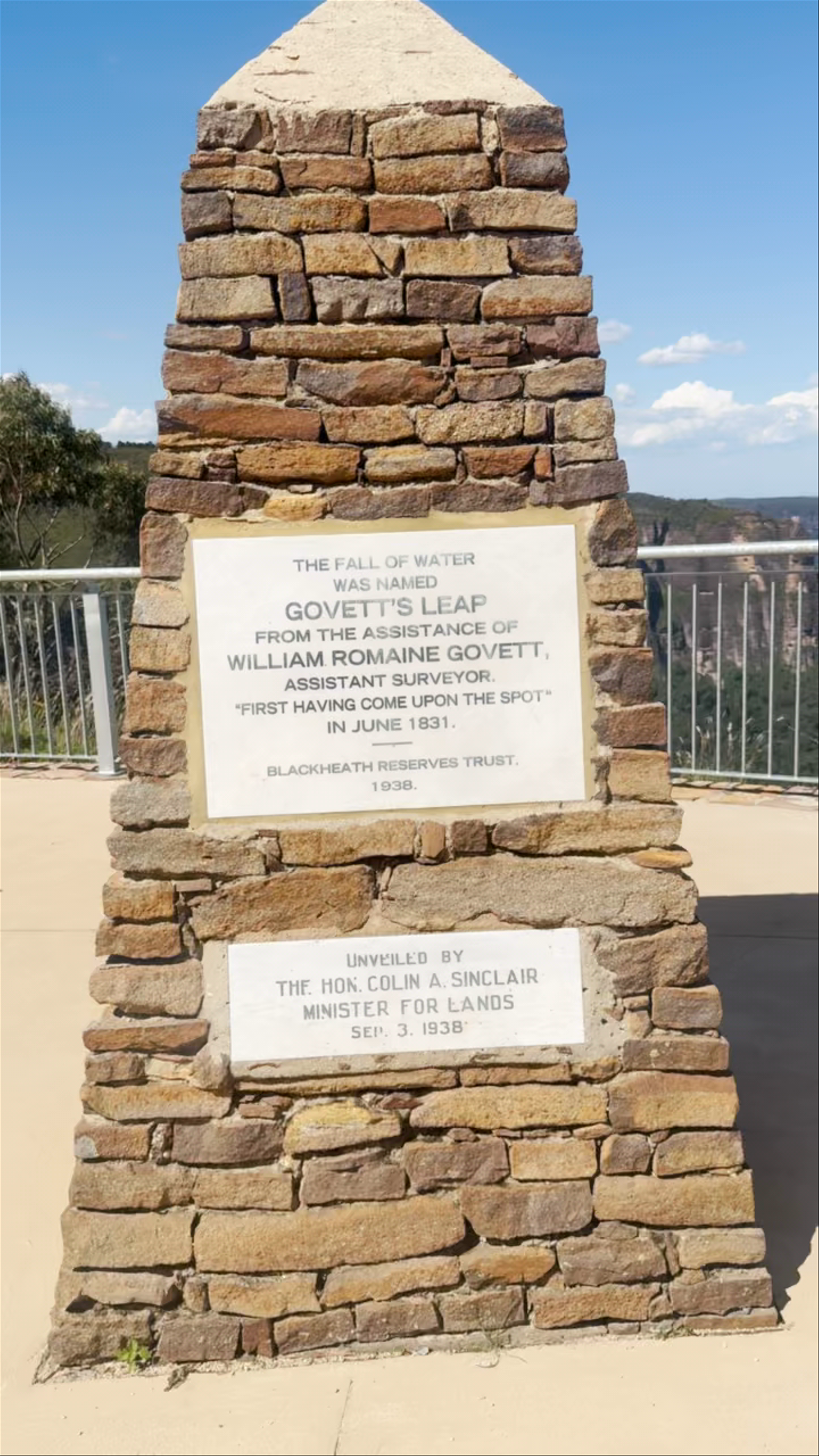 Govetts Leap lookout