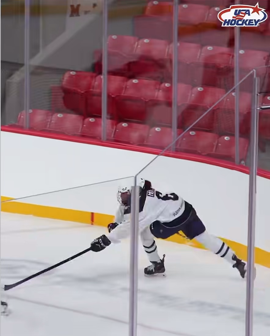 Liv krampe 6’1, 2011 ,minnesota goalie big save at national dev camp