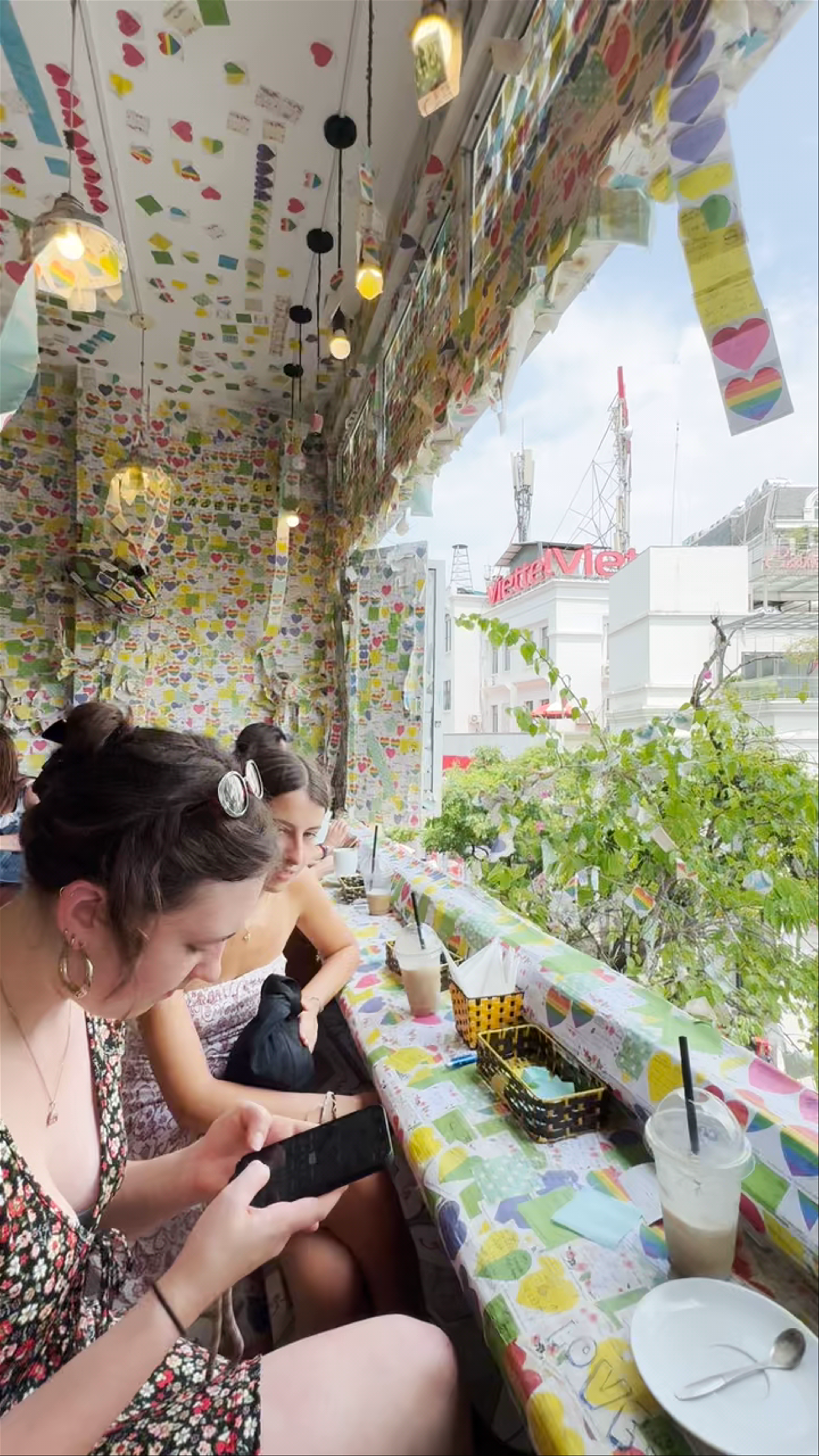 NOTE COFFEE BANGKOK: Colorful Balcony Vibes and Coffee Moments