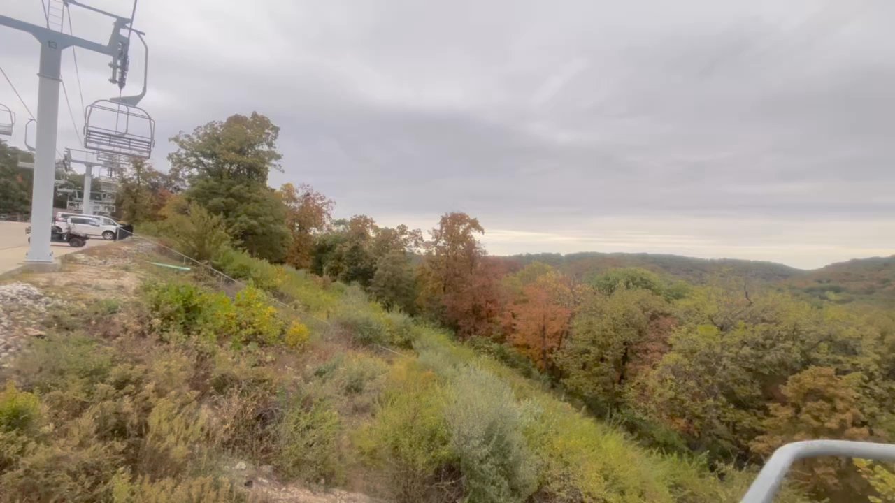Aerie's Resort - Wineries Near Me - Grafton, Illinois