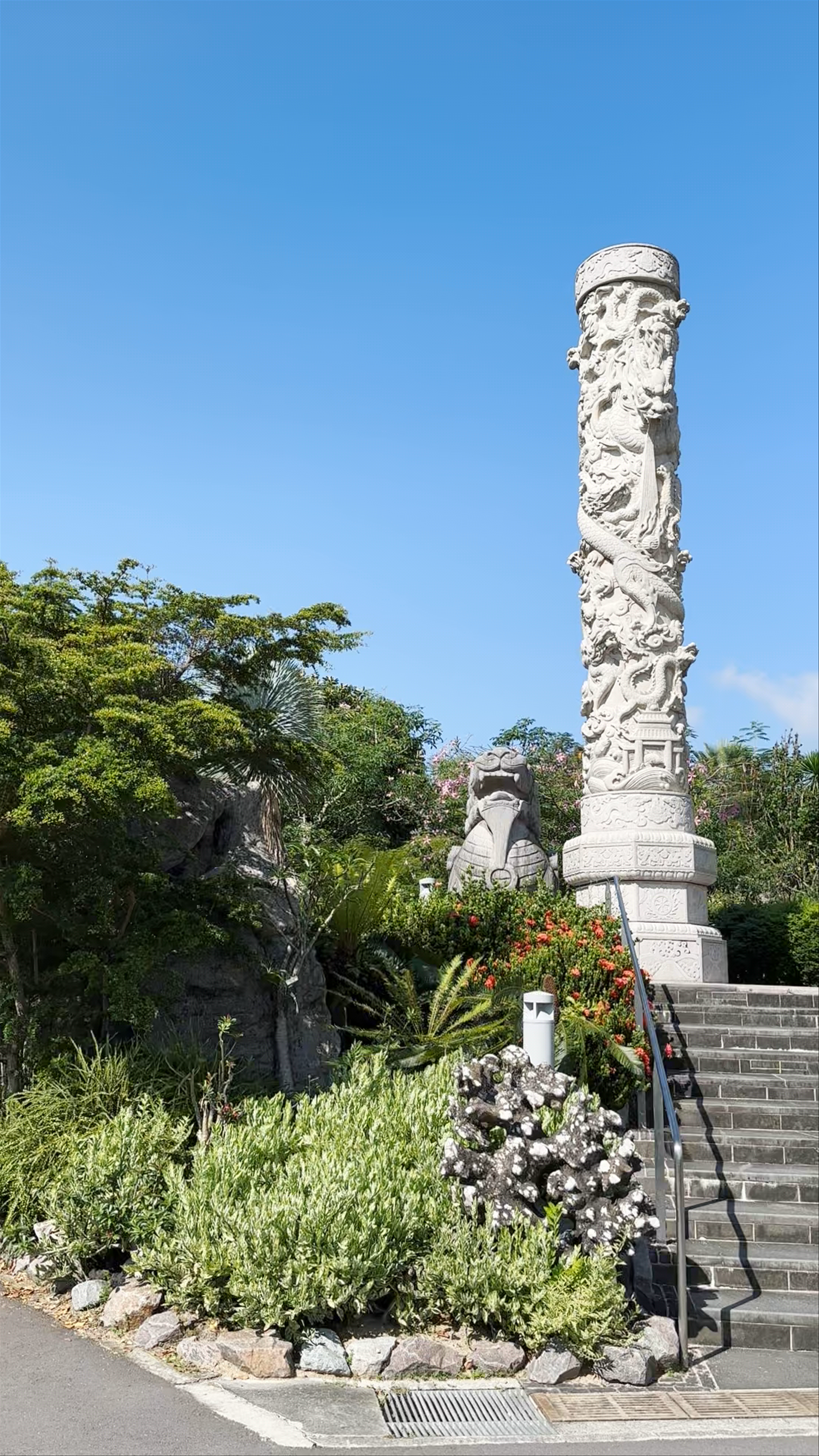 Cloud Forest at Marina Gardens Drive, Singapore - A Botanical Oasis