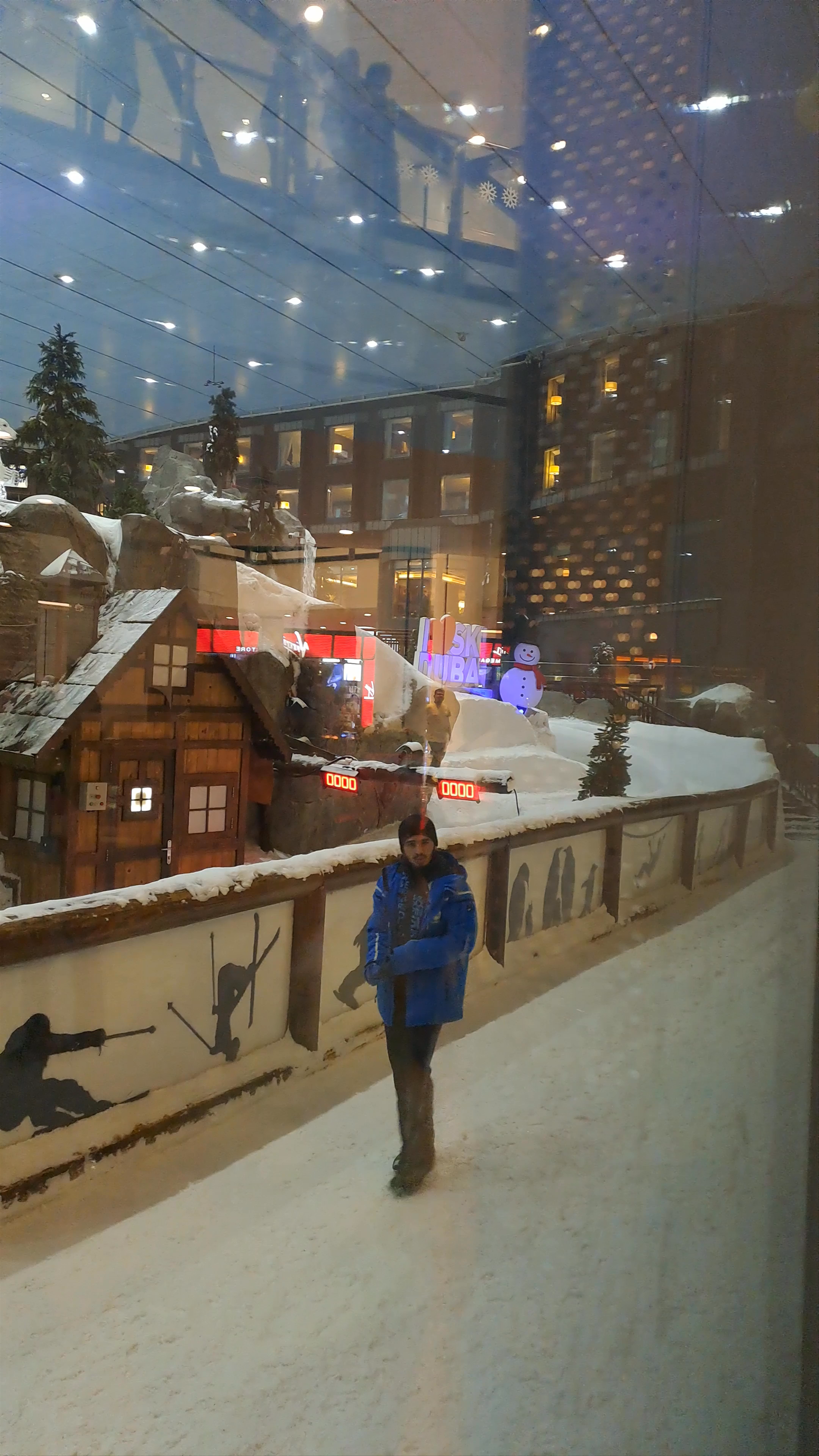 Ski Dubai - Sheikh Zayed Road - Dubai - United Arab Emirates