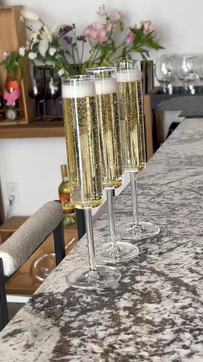 Indigené Cellars - Those bubbles! - Wine Tasting Room Near Me - Paso Robles, California