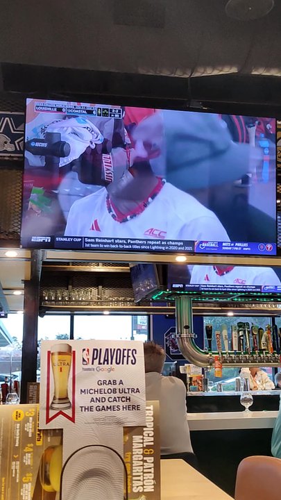 Buffalo Wild Wings - NCAA 2025 men's collage world series (Costal Carolina vs Louisville) - Sports Bars Near Me - Myrtle Beach, South Carolina