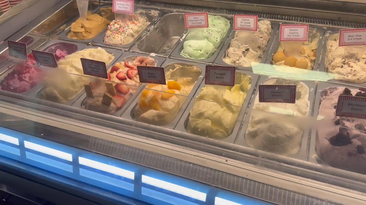 River Street Sweets - Ice cream - Desserts Near Me - Savannah, Georgia