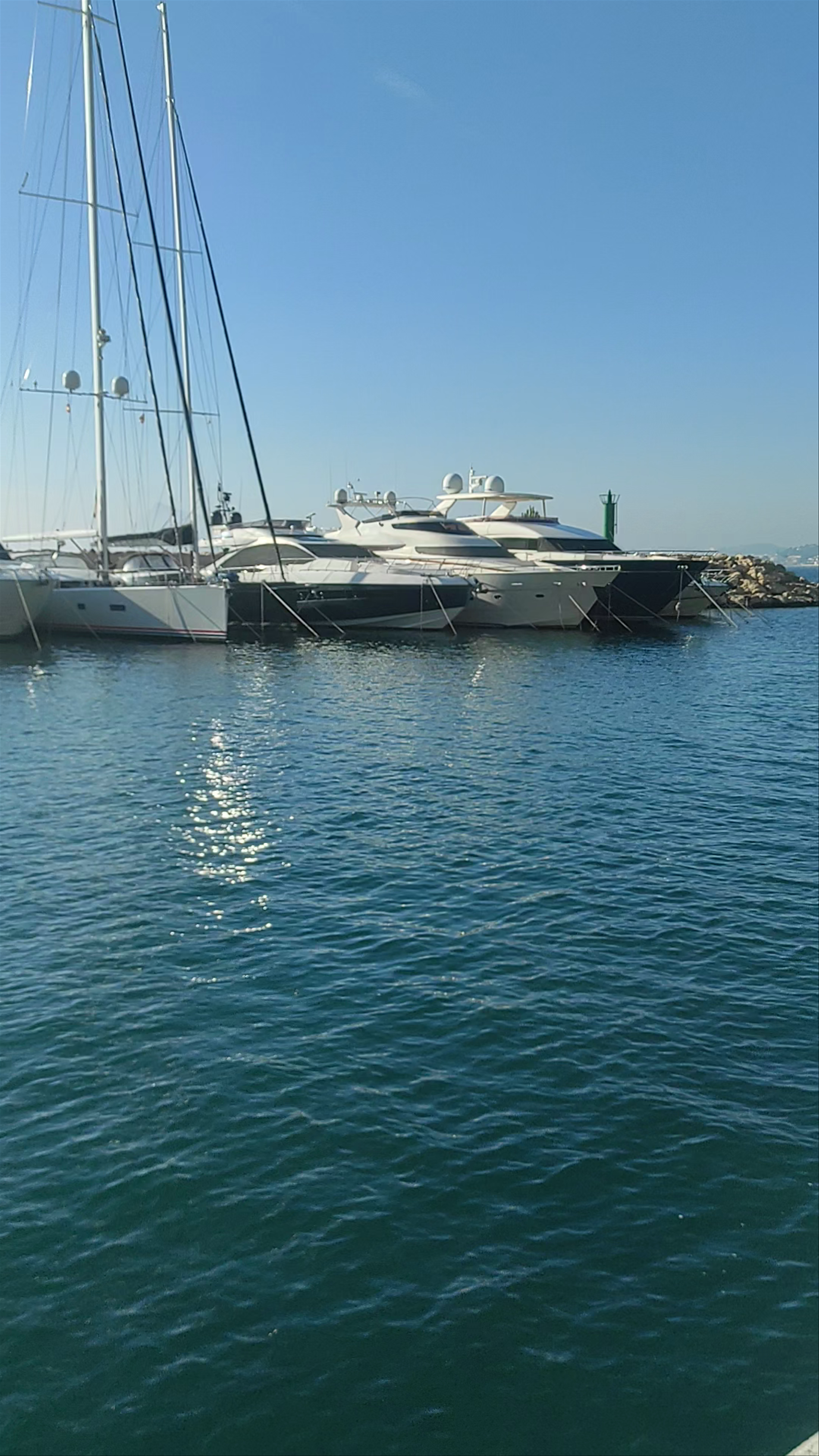 Marina Greenwich: Serene Yacht Life in Altea, Spain