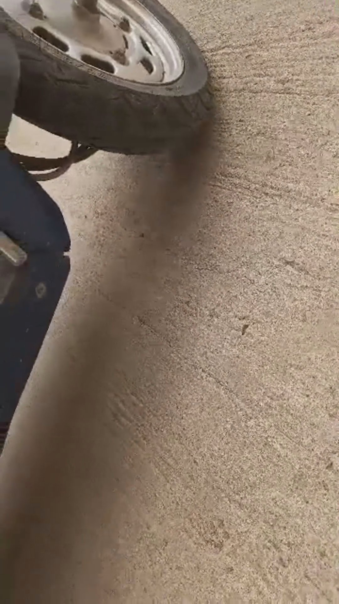 Walk-around video thumbnail