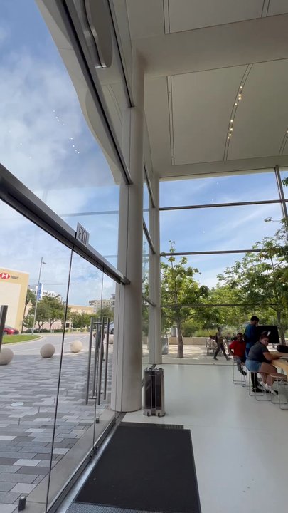 Apple - Computers Near Me - North Miami Beach, Florida