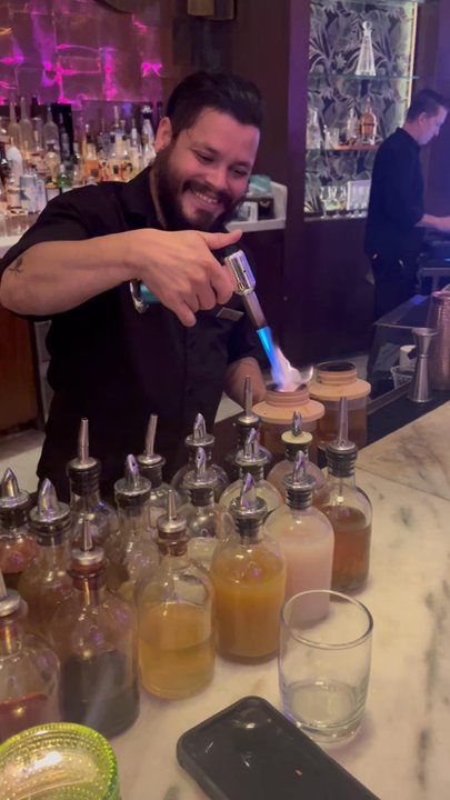 Nautilus Bar - Cocktail Bars Near Me - Miami Beach, Florida