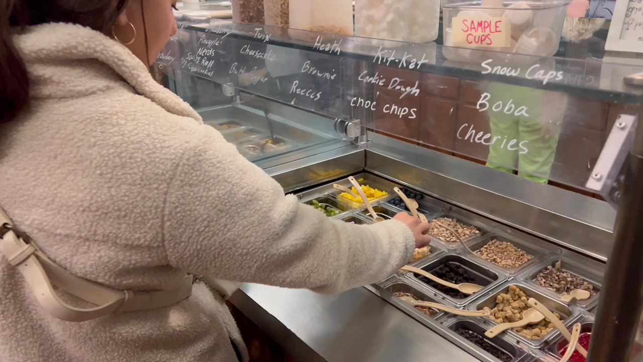 Yo Factory - Add all kinds of different toppings - Ice Cream & Frozen Yogurt Near Me - Milwaukee, Wisconsin