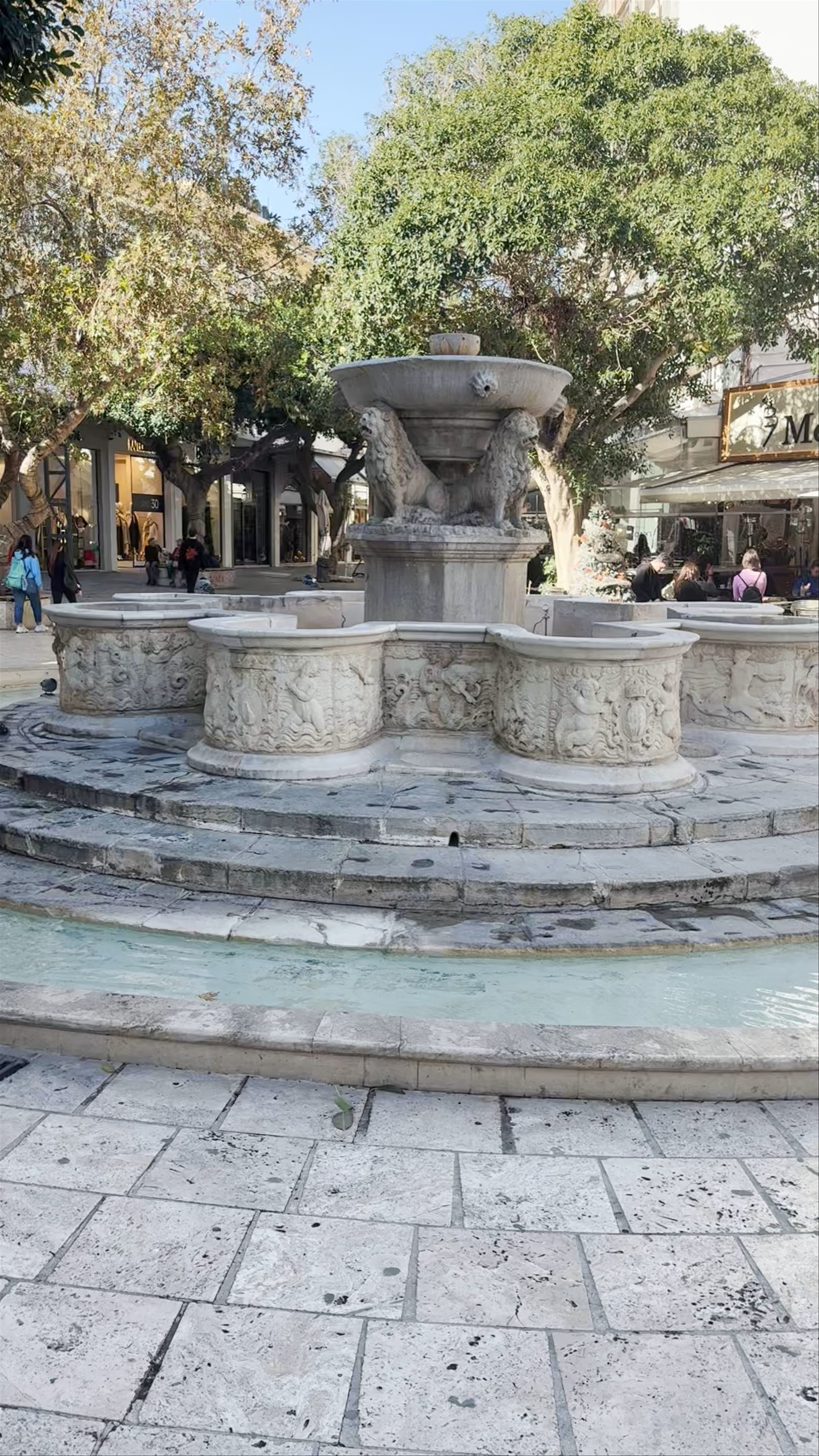 Lions Square