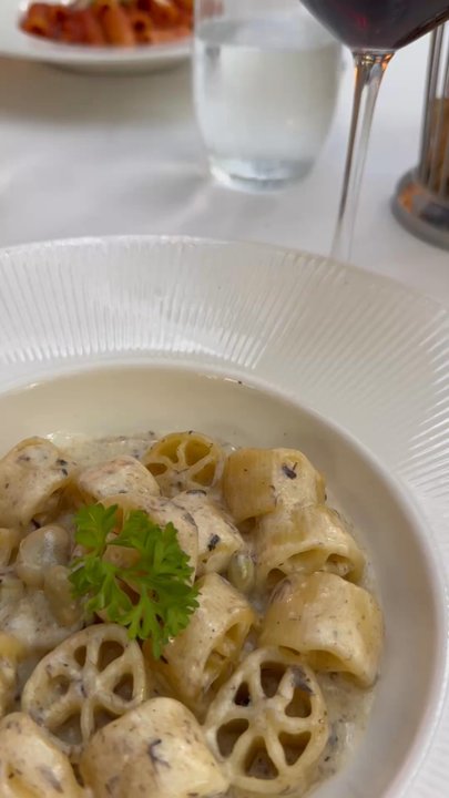 Numa Pompilio - Italian Near Me - Madrid, M