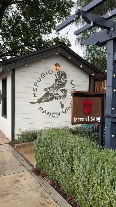 Terre Et Sang - Wine Tasting Room Near Me - Los Olivos, California