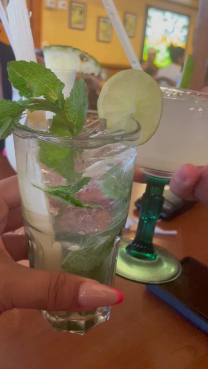 La Carreta - Cuban Near Me - Miami, Florida