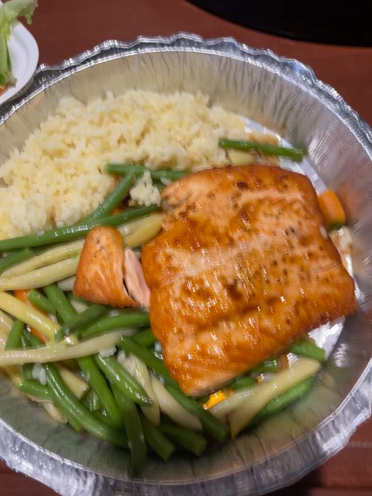MJ's Restaurant Bar & Grill - Honey Garlic Salmon - Pizza Near Me - Neptune, New Jersey