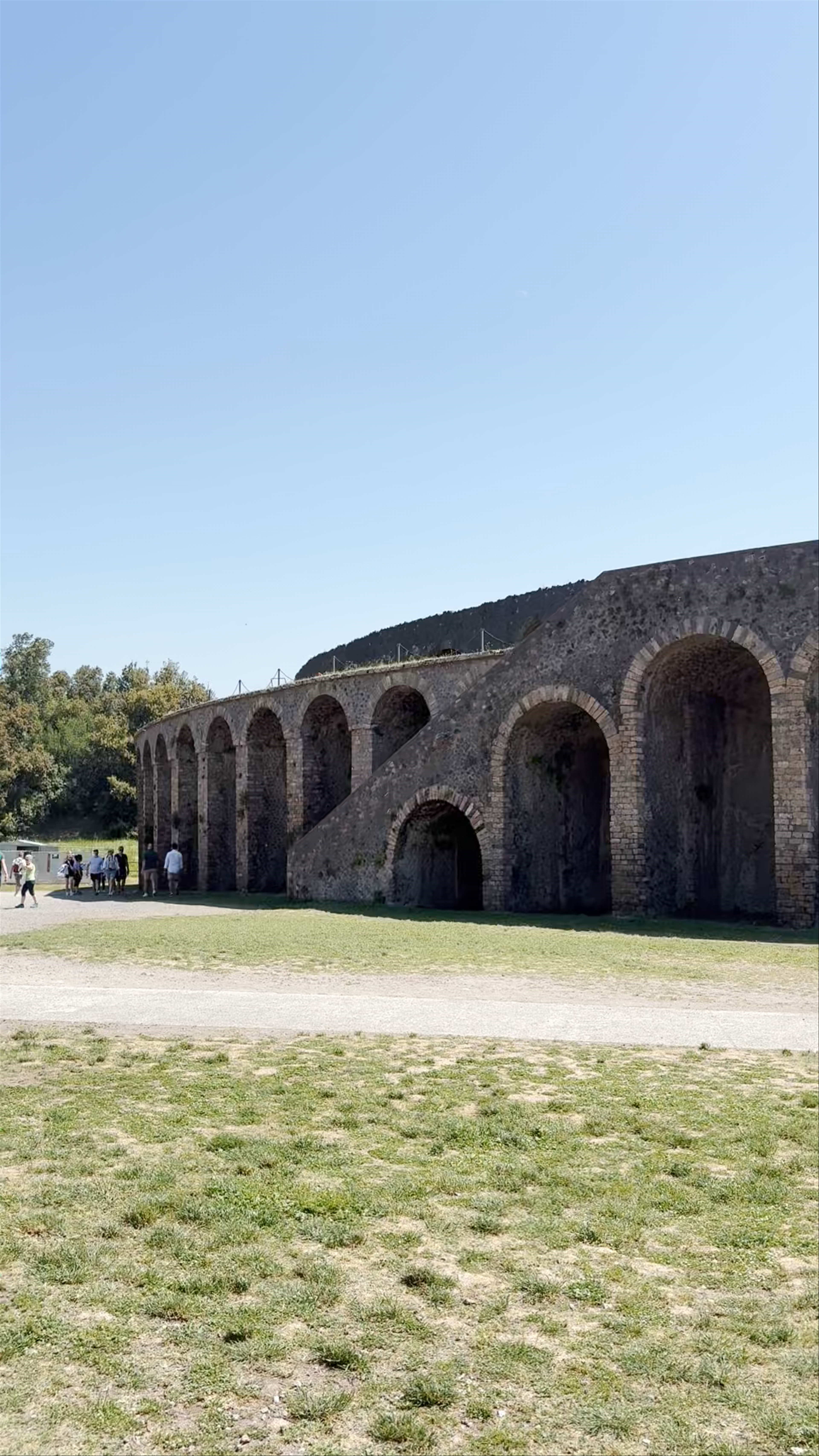 Pompeii Amphitheatre: Explore Ancient Roman Grandeur