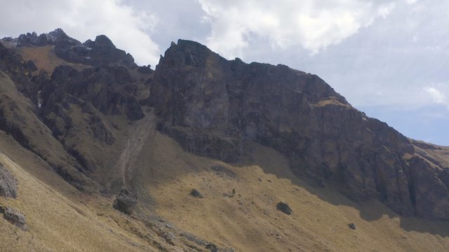 Paso de Cortés mountains