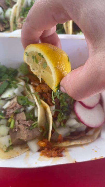 Taqueria Las Palomas - Tacos - Food Trucks Near Me - Damascus, Oregon