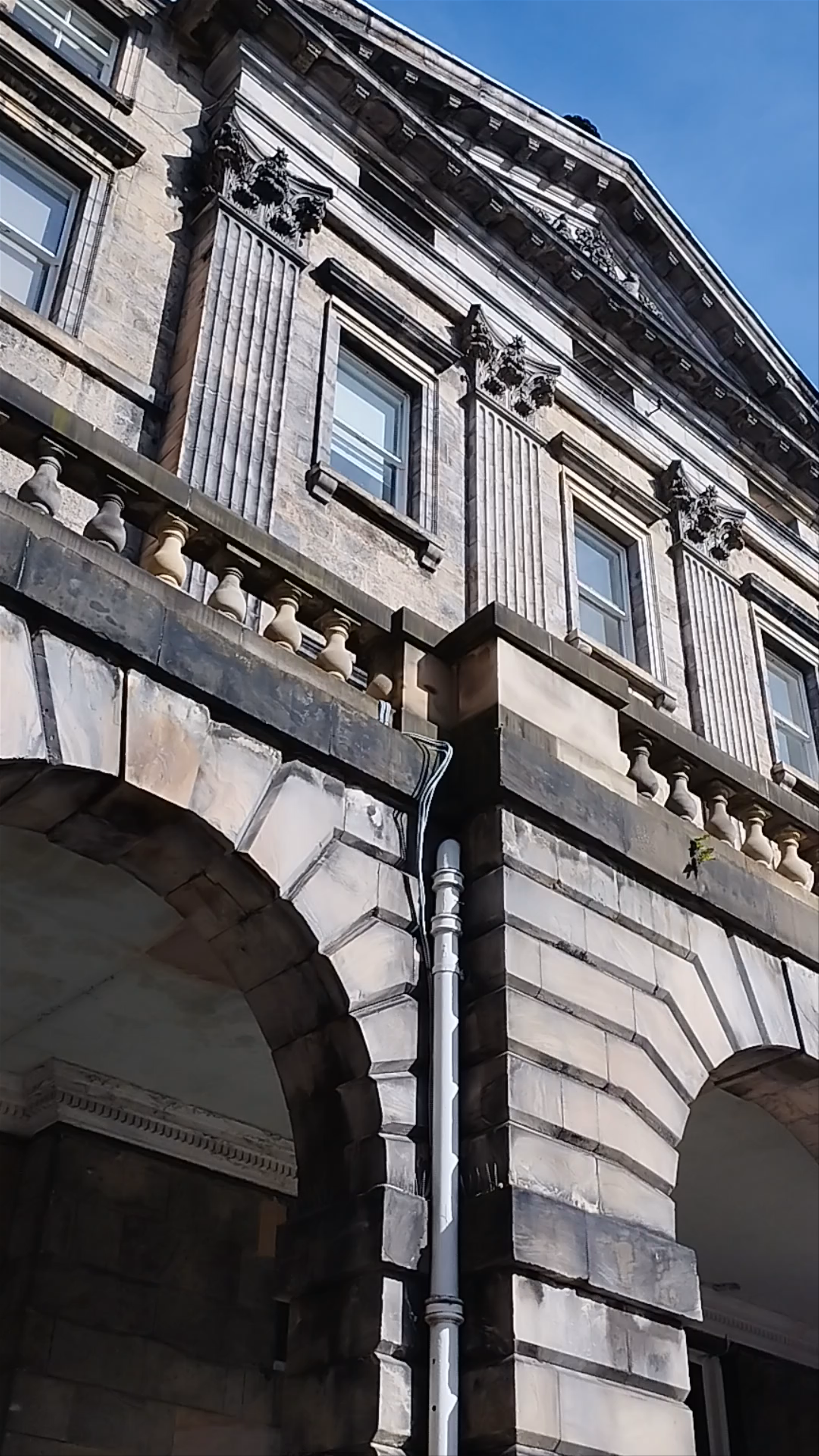 Alexander and Bucephalus Statue: Historic Edinburgh Tour