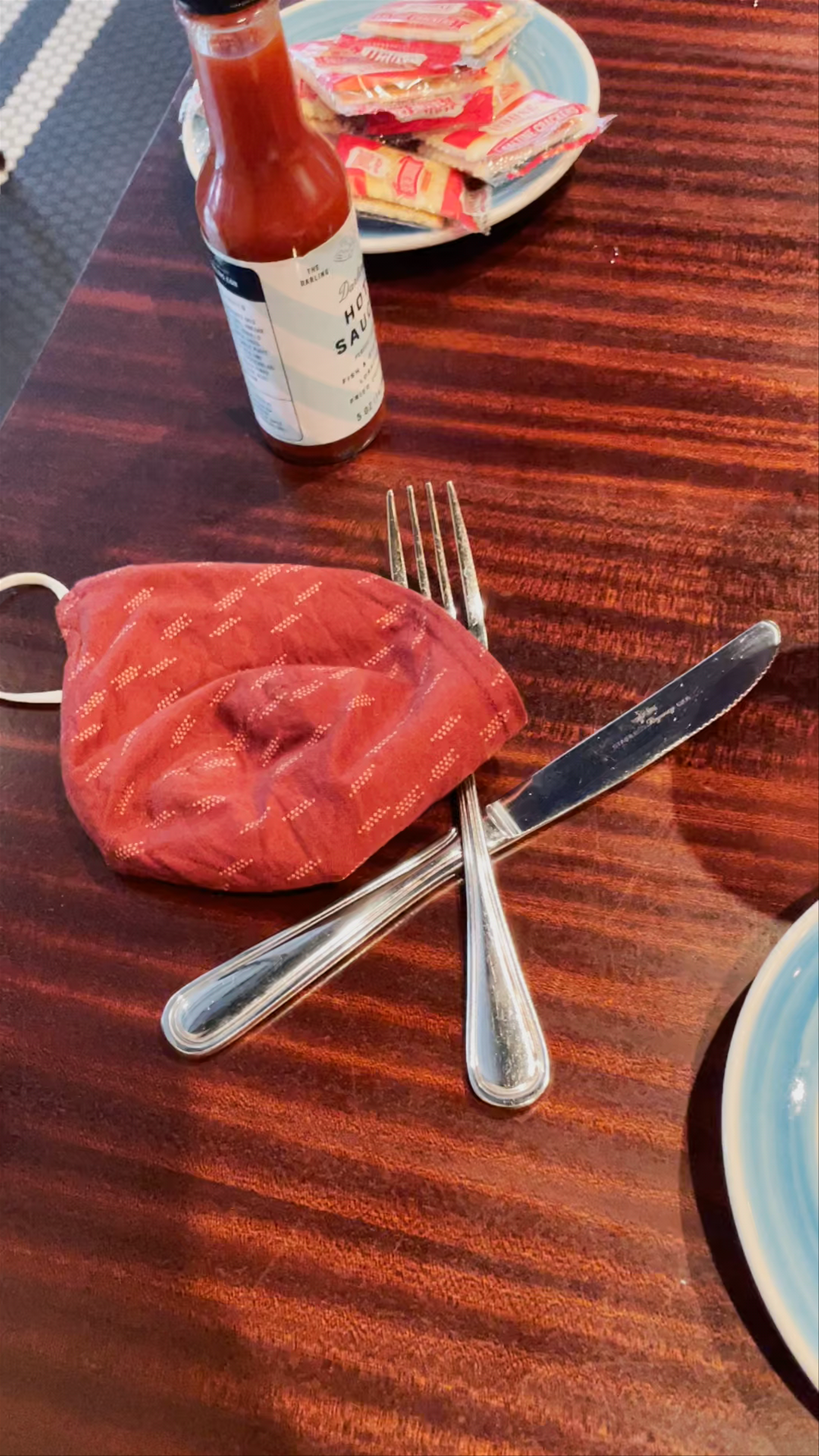 The Darling Oyster Bar: Fresh Seafood Feast in Charleston