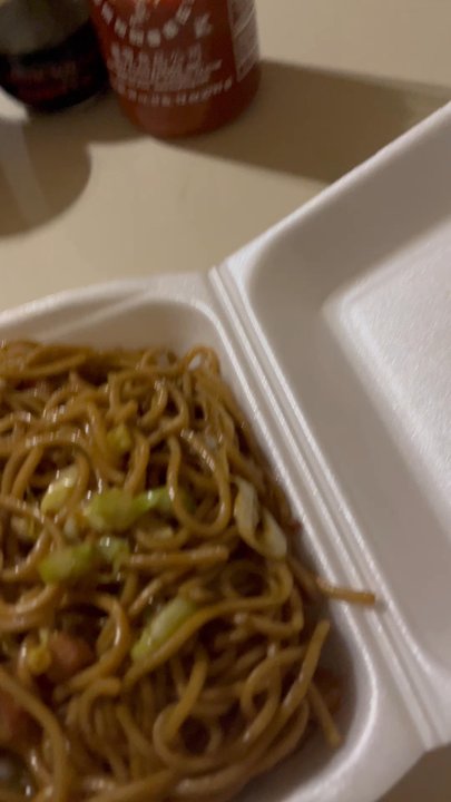 Panda House - Fresh hot chicken chowmein - Chinese Near Me - Lynwood, California