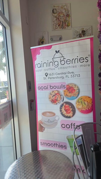 Raining Berries - Acai Bowls Near Me - St. Petersburg, Florida