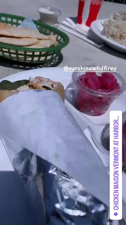 Chicken Maison - I got the spicy chicken wrap, I must say it was amazing . My first time here, the staff was very welcoming and helpful to all your needs. - Mediterranean Near Me - Torrance, California